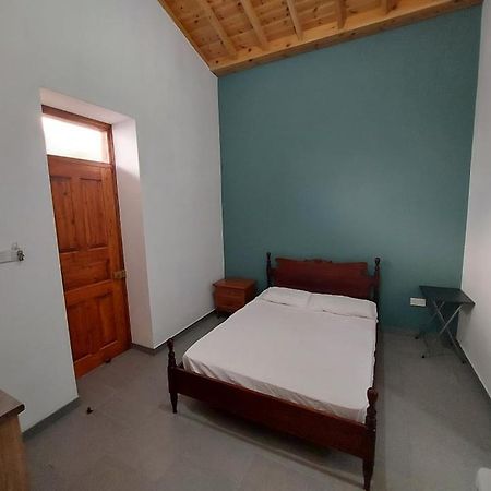 Anna Guesthouse 10 Min Walk From The Beach Larnaca Exteriér fotografie